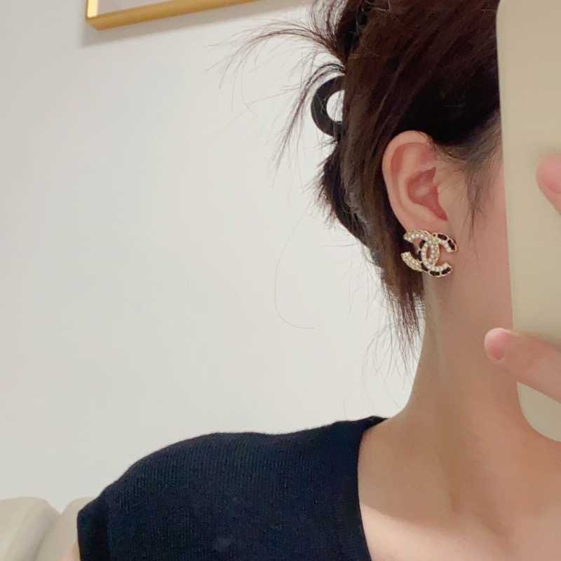 Ch**el earrings